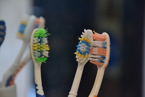 Give Your Brain Cells A Boost While Brushing Your Teeth